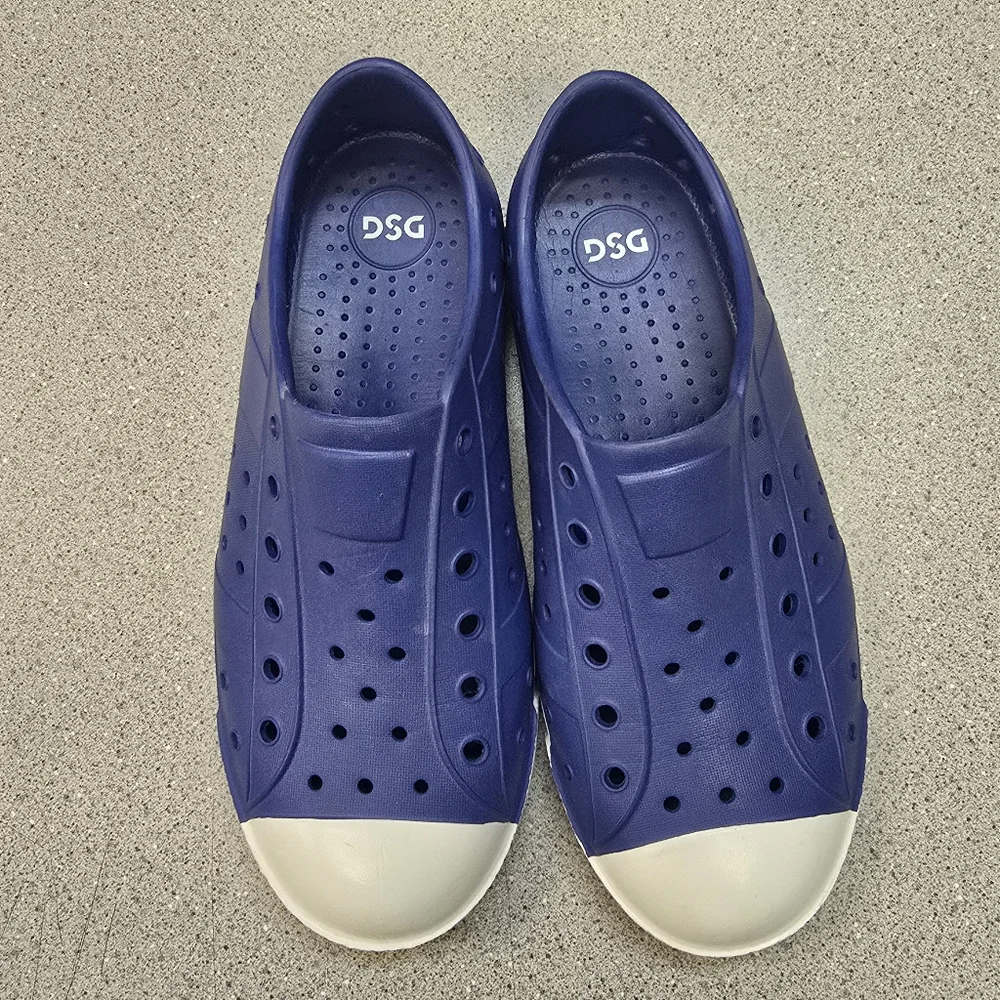 DSG Kids Blue Water Shoes Size 2